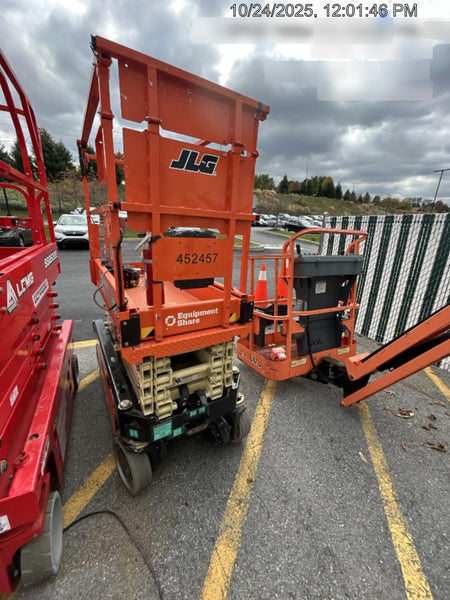 2024 JLG ES1932