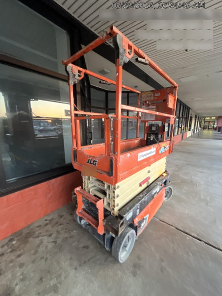 2021 JLG ES1932