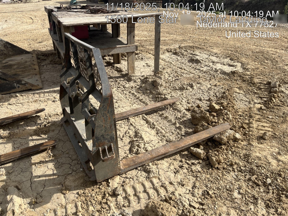 2021 ARROW MATERIAL HANDLING 60" Pallet Forks