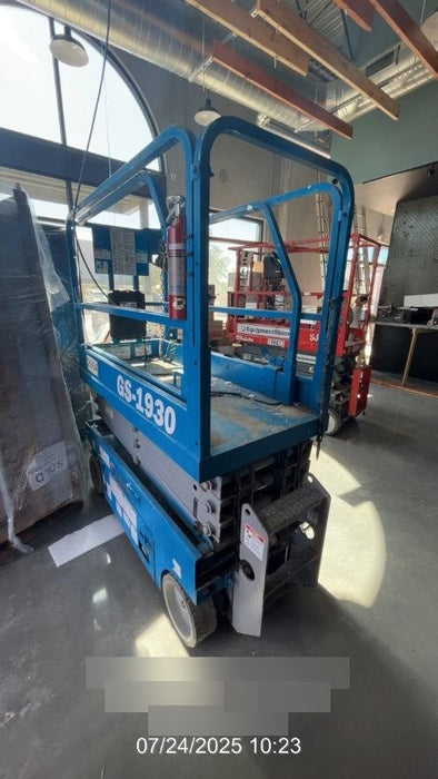 2017 Genie GS-1930 Genie GS-1930 Scissor Lift