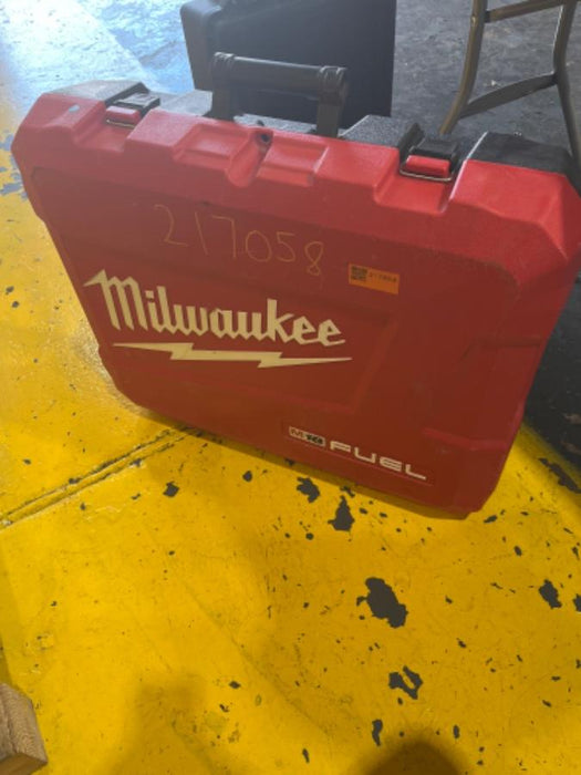 2022 MILWAUKEE 2718-22HD