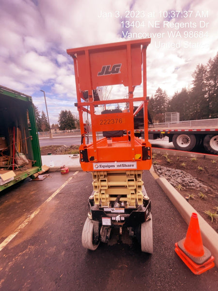 2022 JLG ES2632