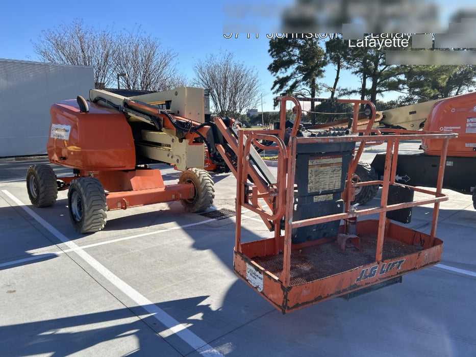 2019 JLG 450AJ