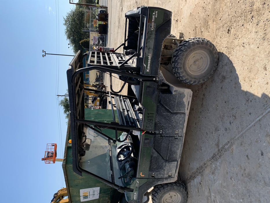 Kawasaki Mule PRO-DXT Standard Options, Backup Alarm, Beacon, Plastic Hard Top, Poly Windshield, Horn Kit
