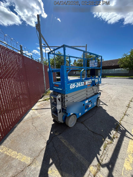2023 GENIE GS-2632