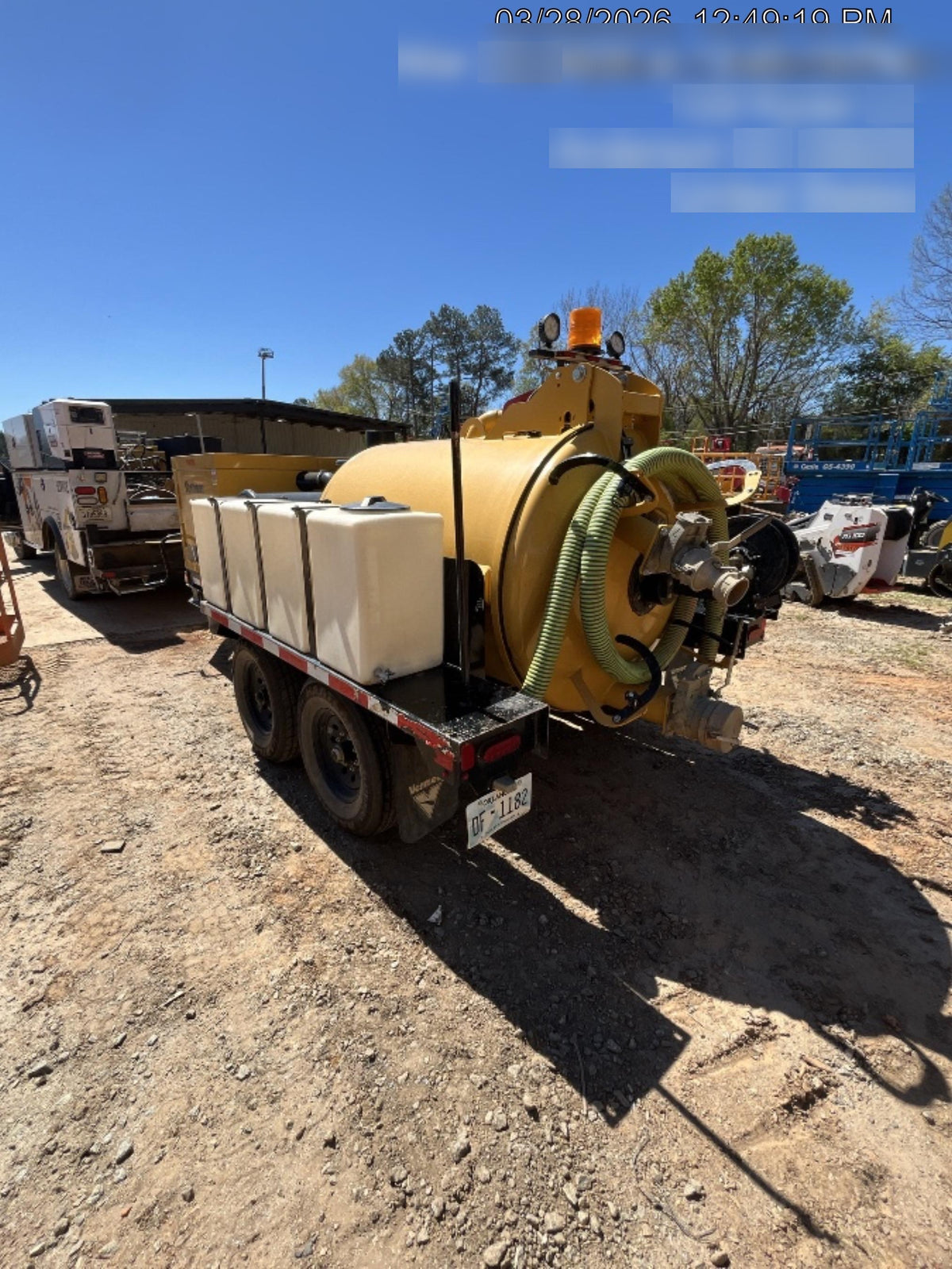 2021 Vac-Tron LP573XDT T4 Koehler Diesel Engine, 500 Gallon Debris Tank, x2 100 Gallon Water Tanks