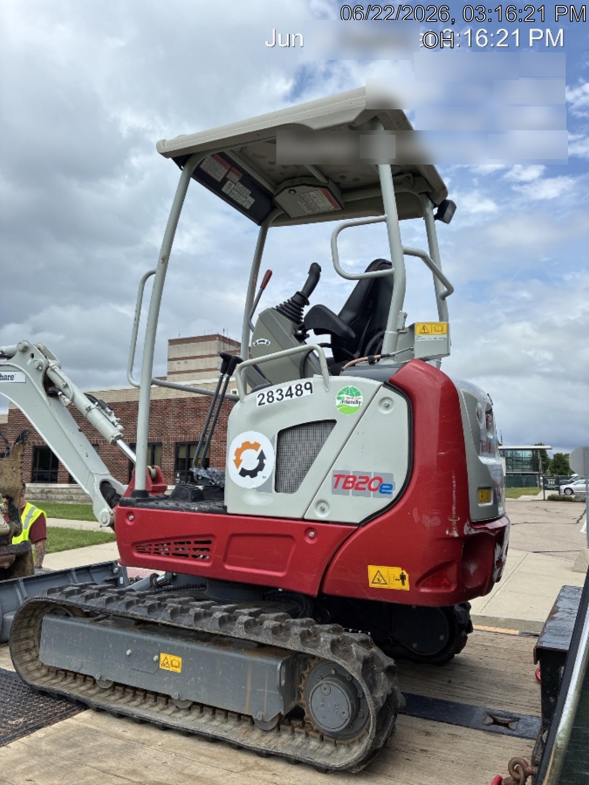 2022 TAKEUCHI TB20e