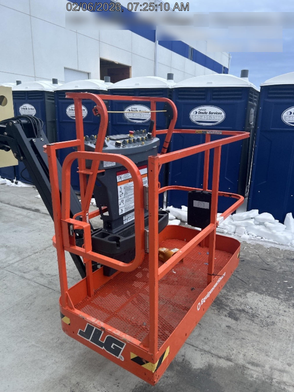 2024 JLG E450AJ