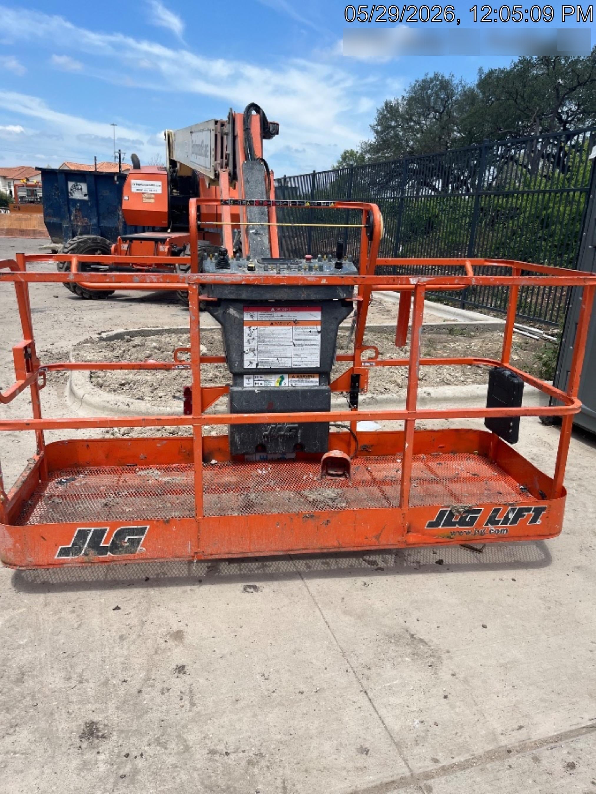 2019 JLG 860SJ