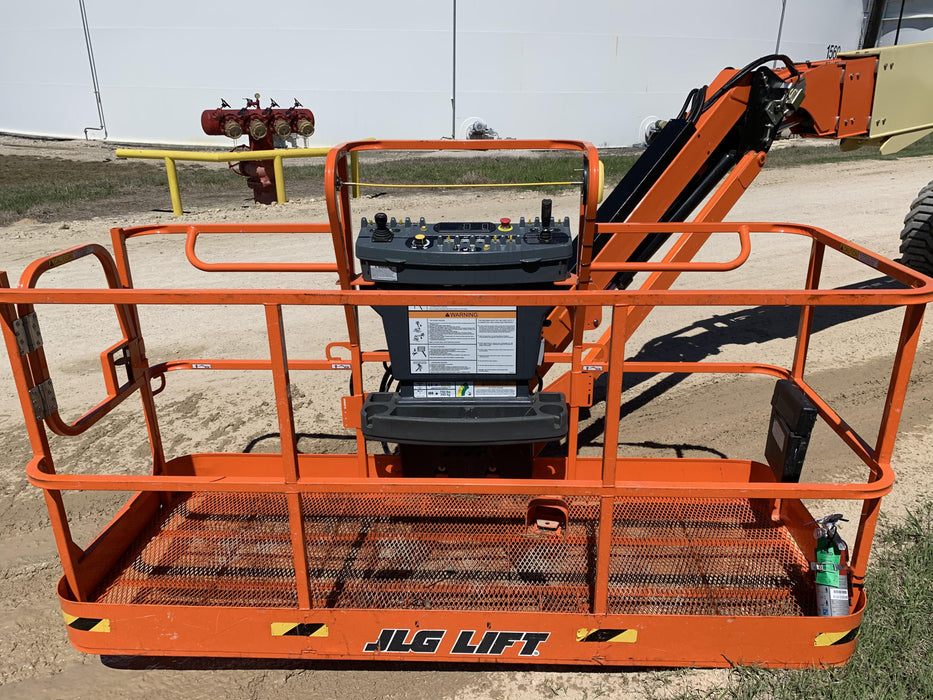 2020 JLG 660SJ