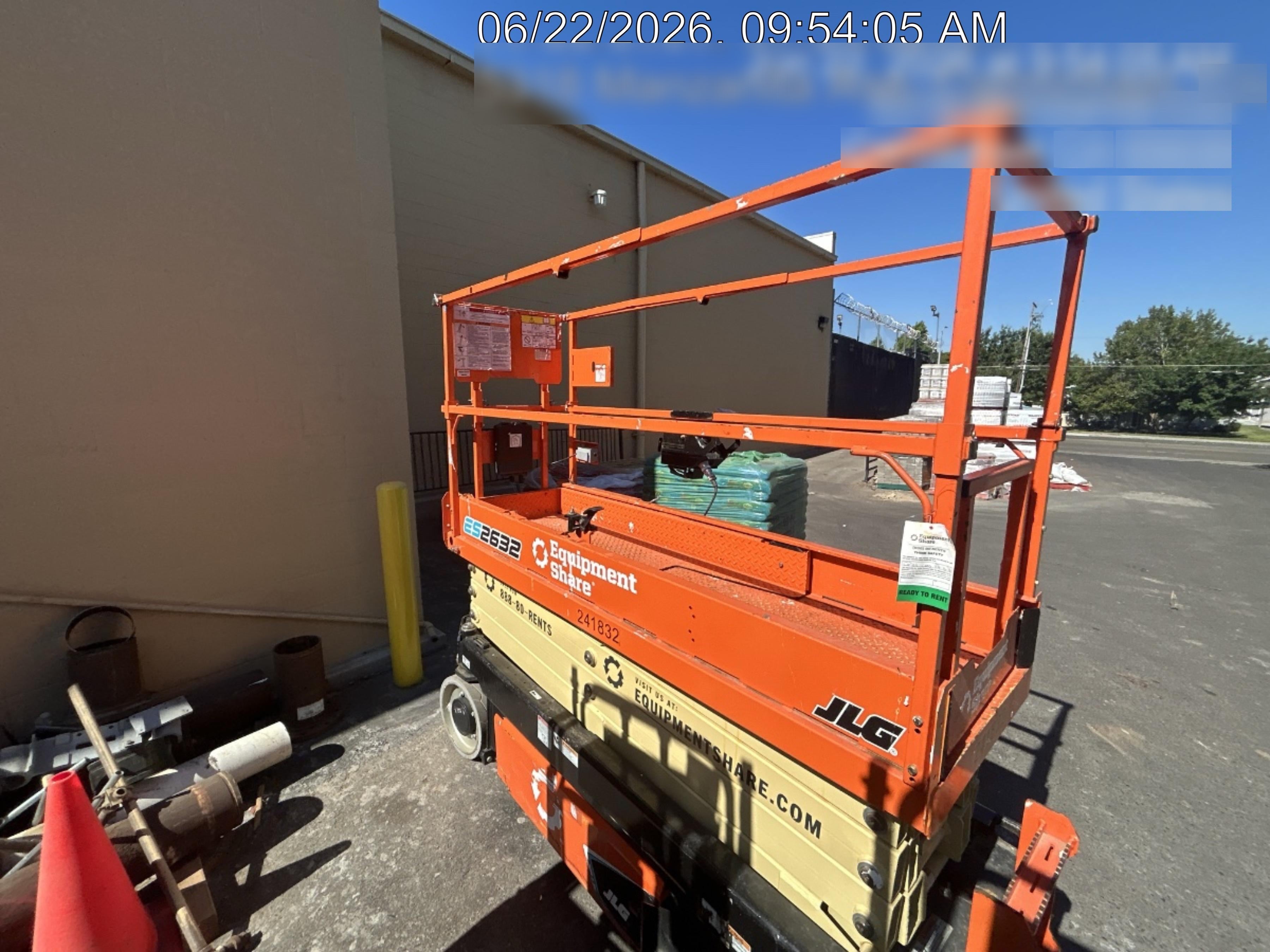 2022 JLG ES2632