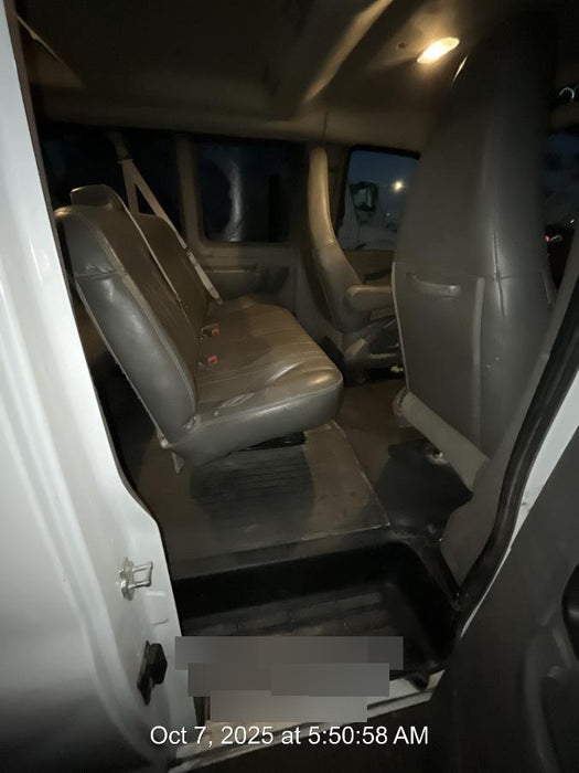 2023 CHEVROLET Express Van - Rental