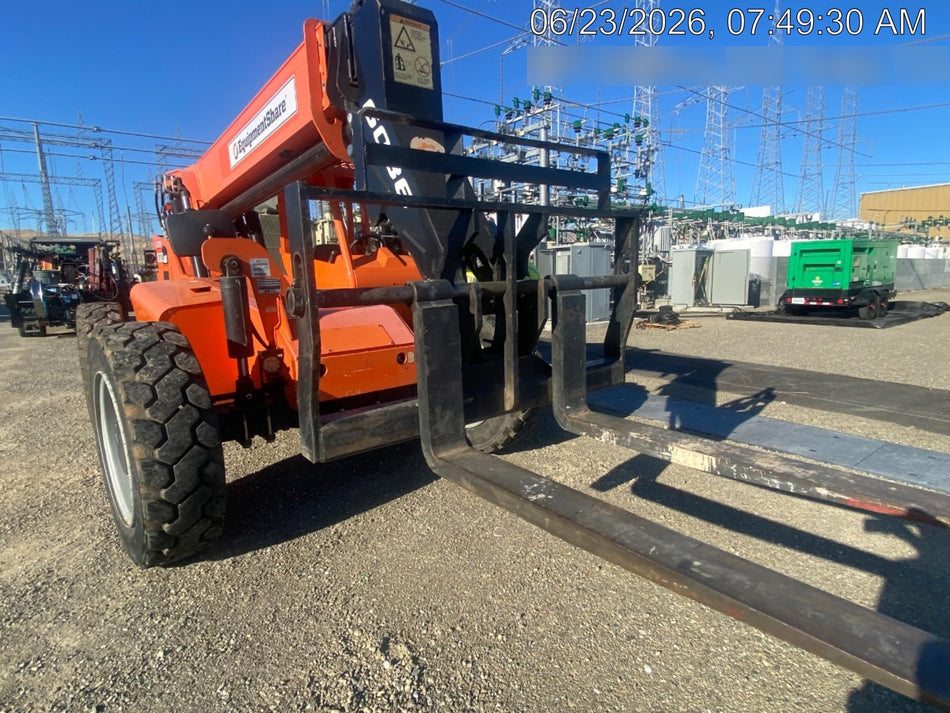 2021 JLG 6036