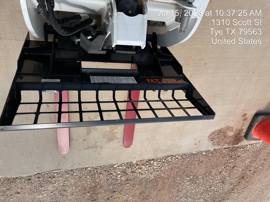 2023 BOBCAT 36" Mini Skid Steer Fork Carriage - Bobcat