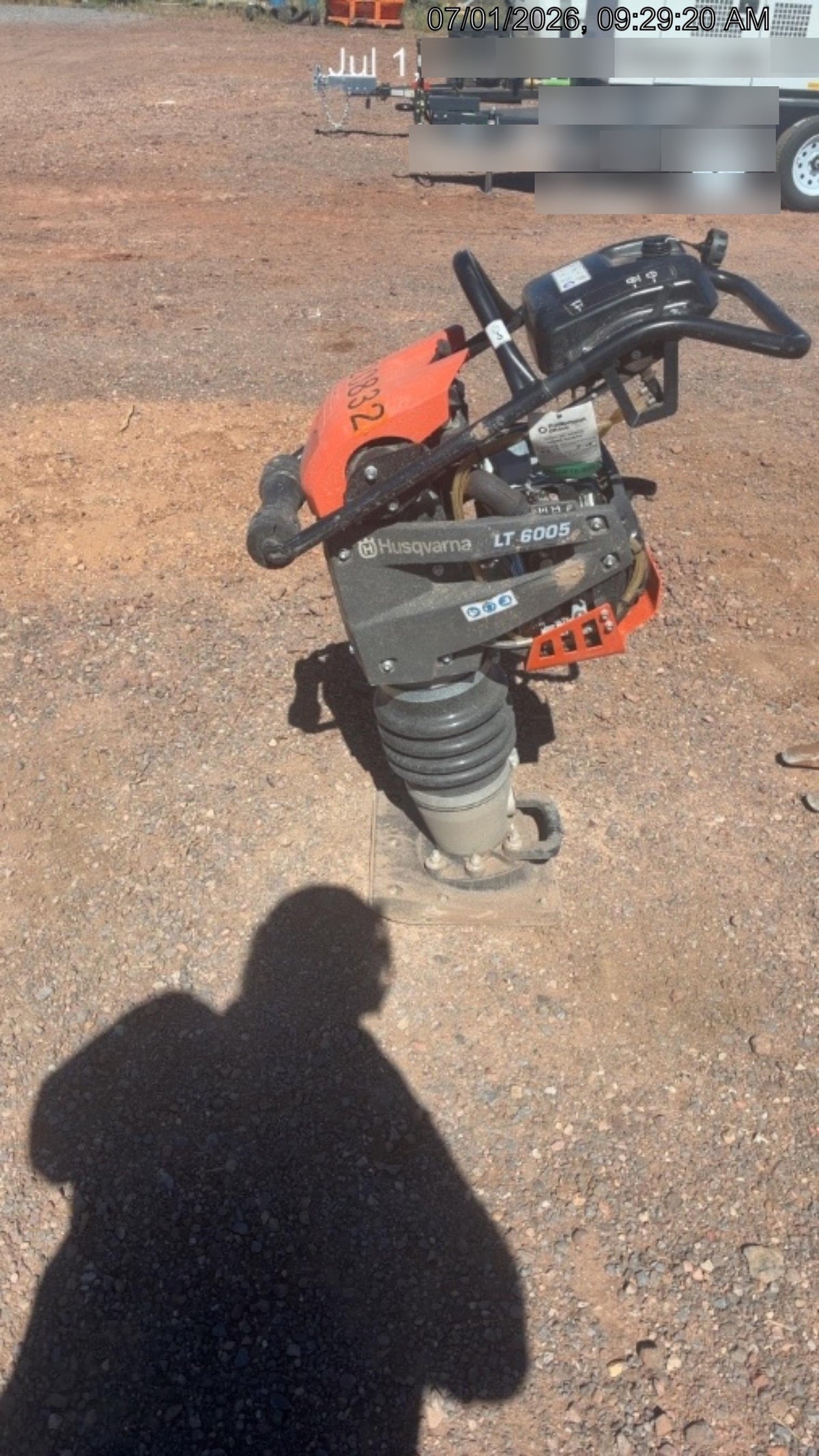 2025 HUSQVARNA LT6005