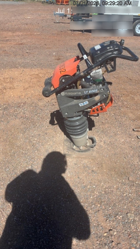 2025 HUSQVARNA LT6005