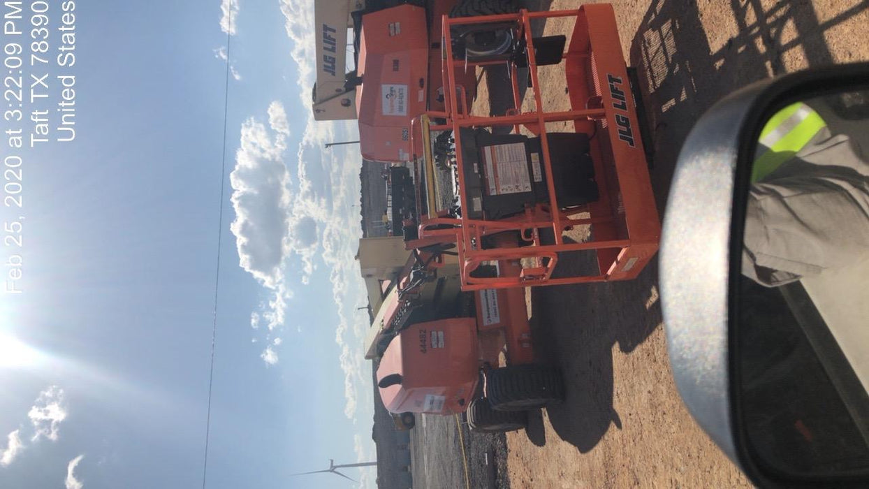 2019 JLG 450AJ