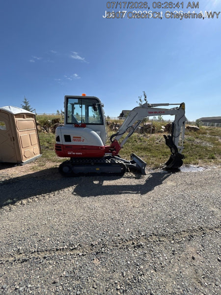 2025 TAKEUCHI TB235-2CR