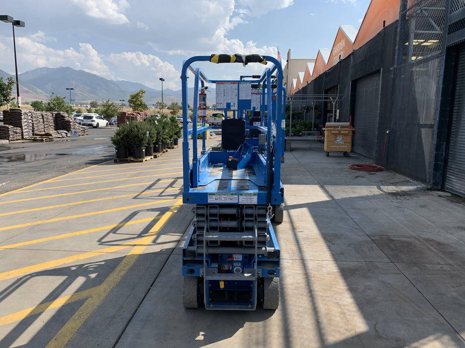 2019 Genie GS-1930 Fixed rails with chain Entry