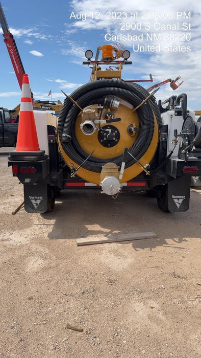 2023 Vac-Tron LP573XDT T4 Koehler Diesel Engine, 500 Gallon Debris Tank, x2 100 Gallon Water Tanks