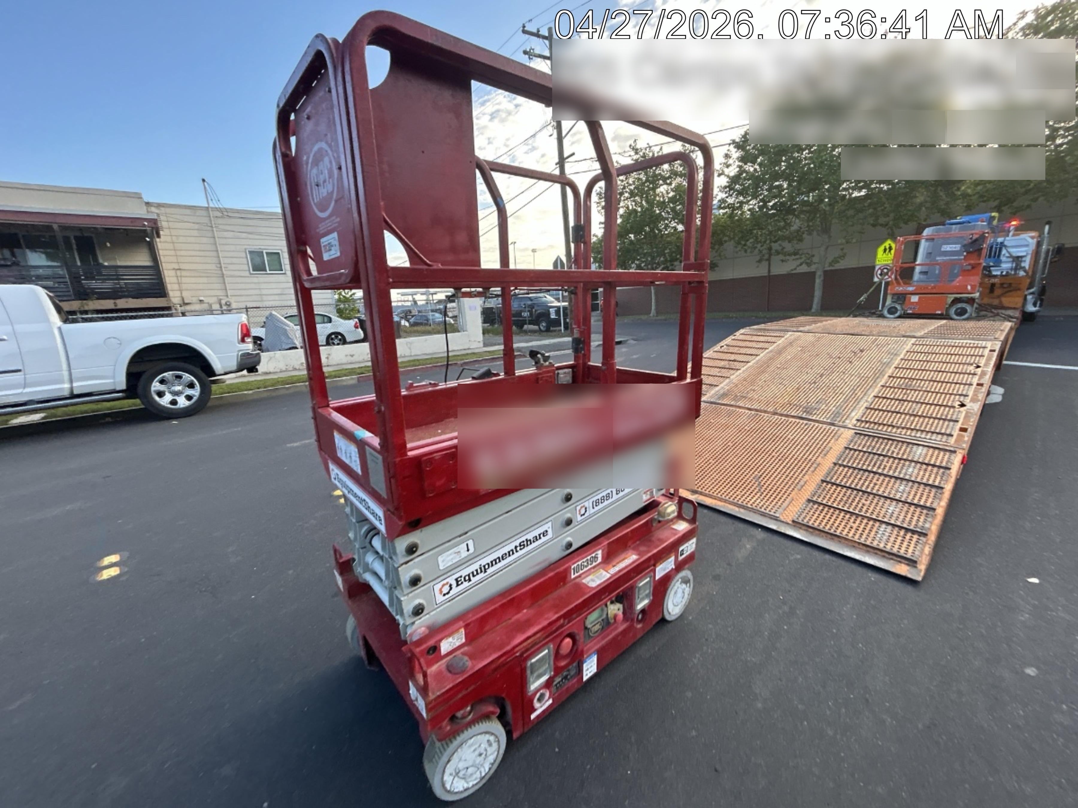 2020 MEC 1330SE Solid NM Tires, Steel Swing out Doors, LCS, Beacon, 900W Inverter