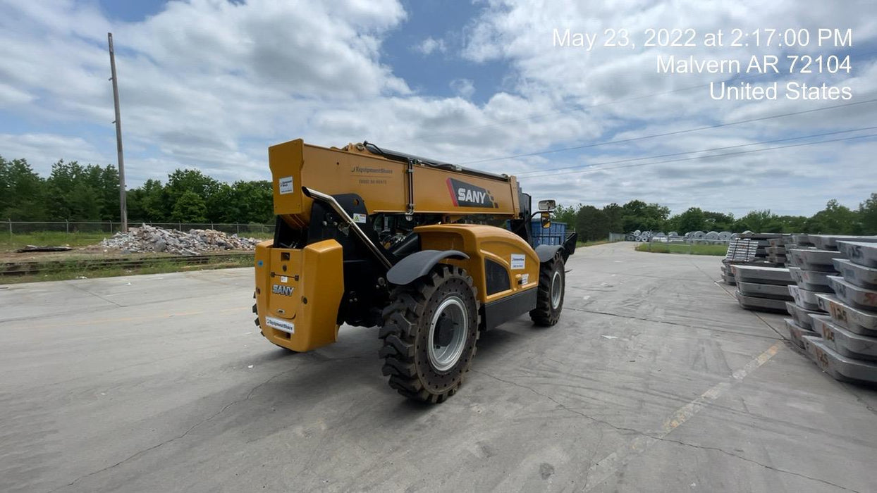 2022 SANY STH1056