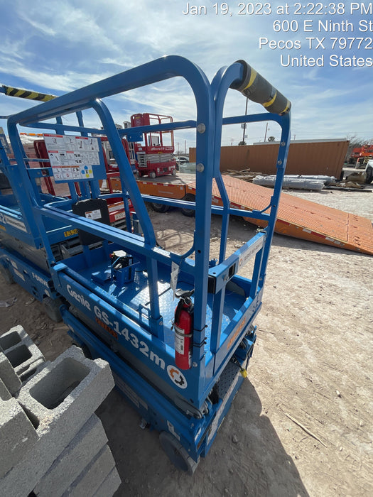 2022 GENIE GS-1432