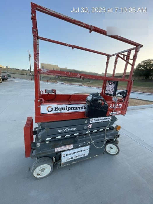 2021 SKYJACK SJ3219