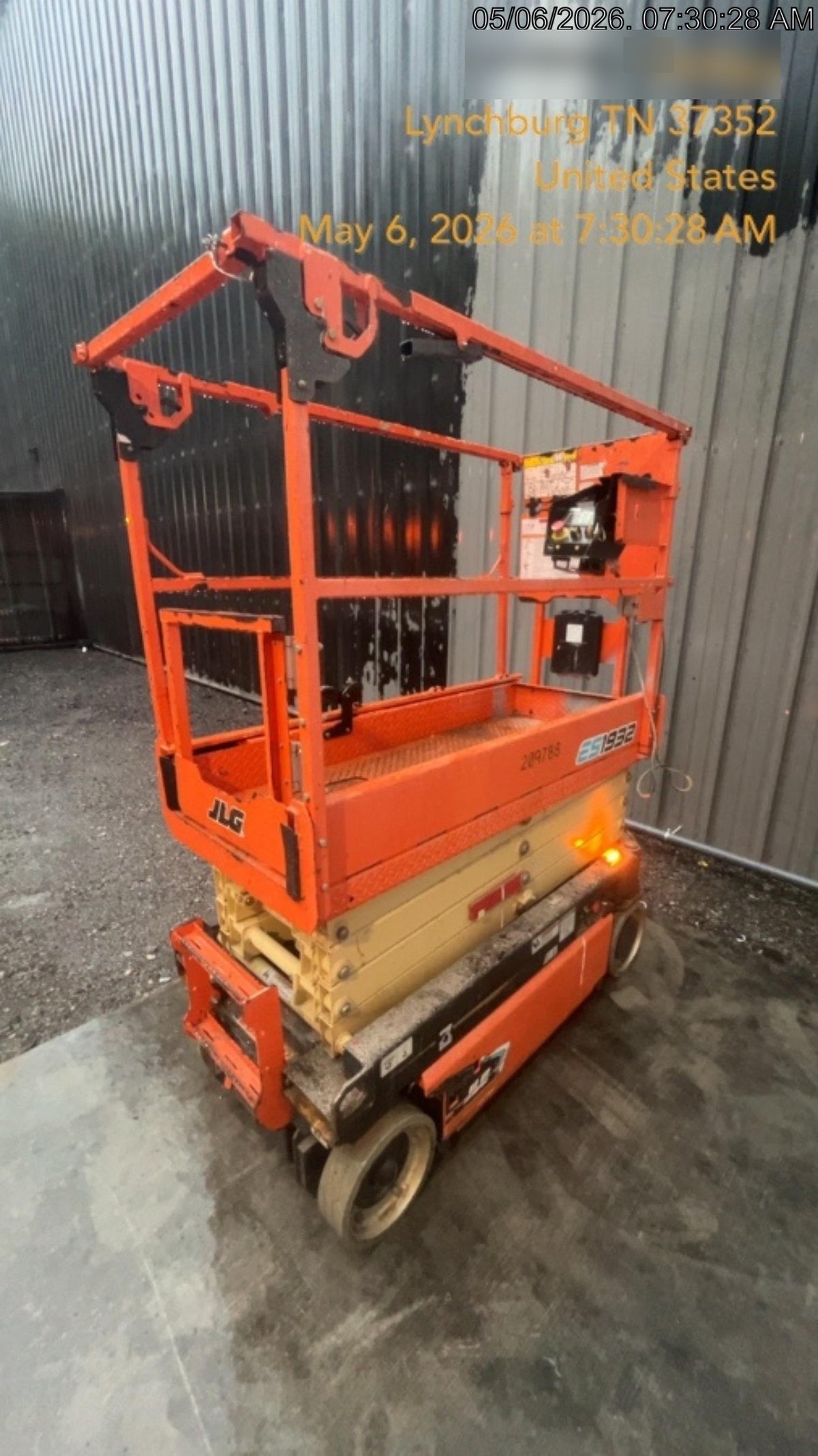 2022 JLG ES1932