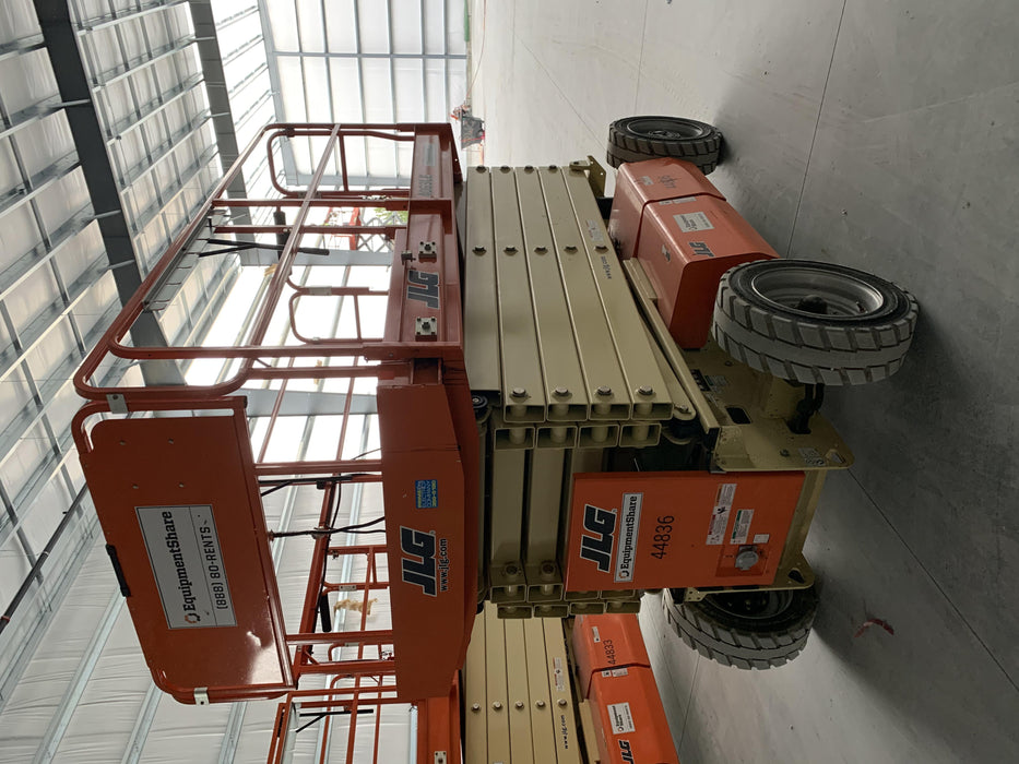 2019 JLG 4069LE
