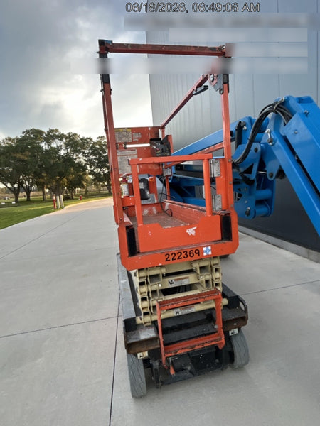 2022 JLG ES1932