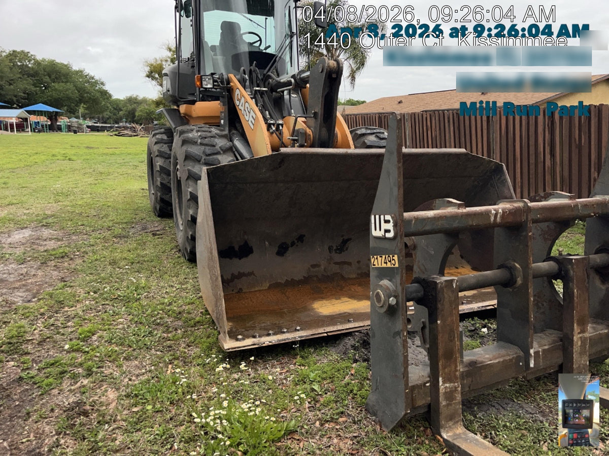 2022 CASE 621G