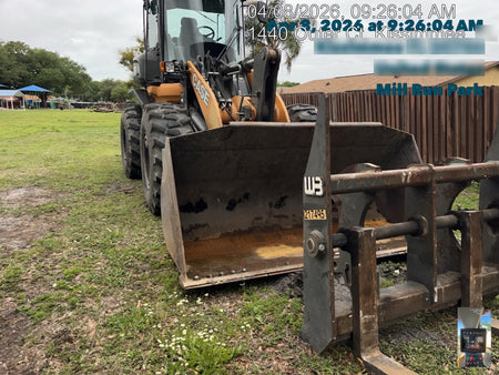 2022 CASE 621G