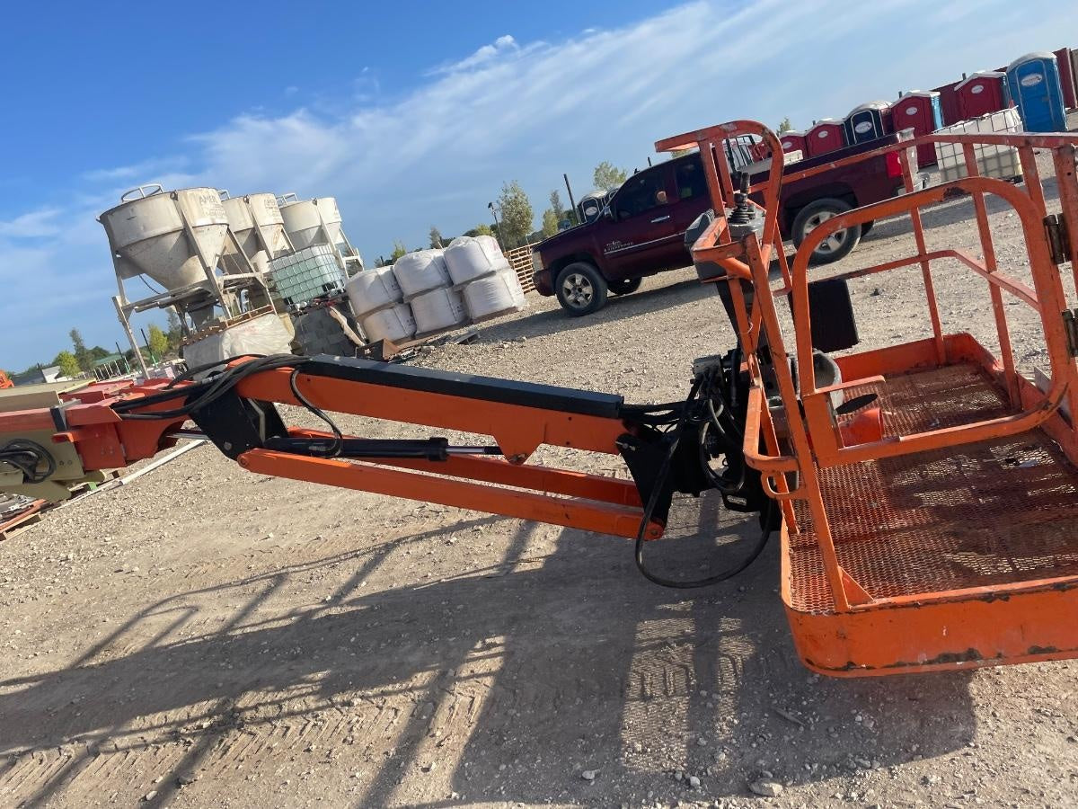 2021 JLG 660SJ