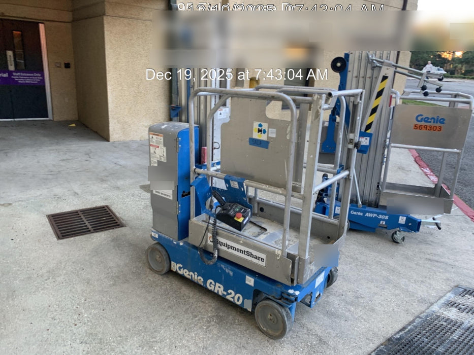 2020 GENIE GR-20