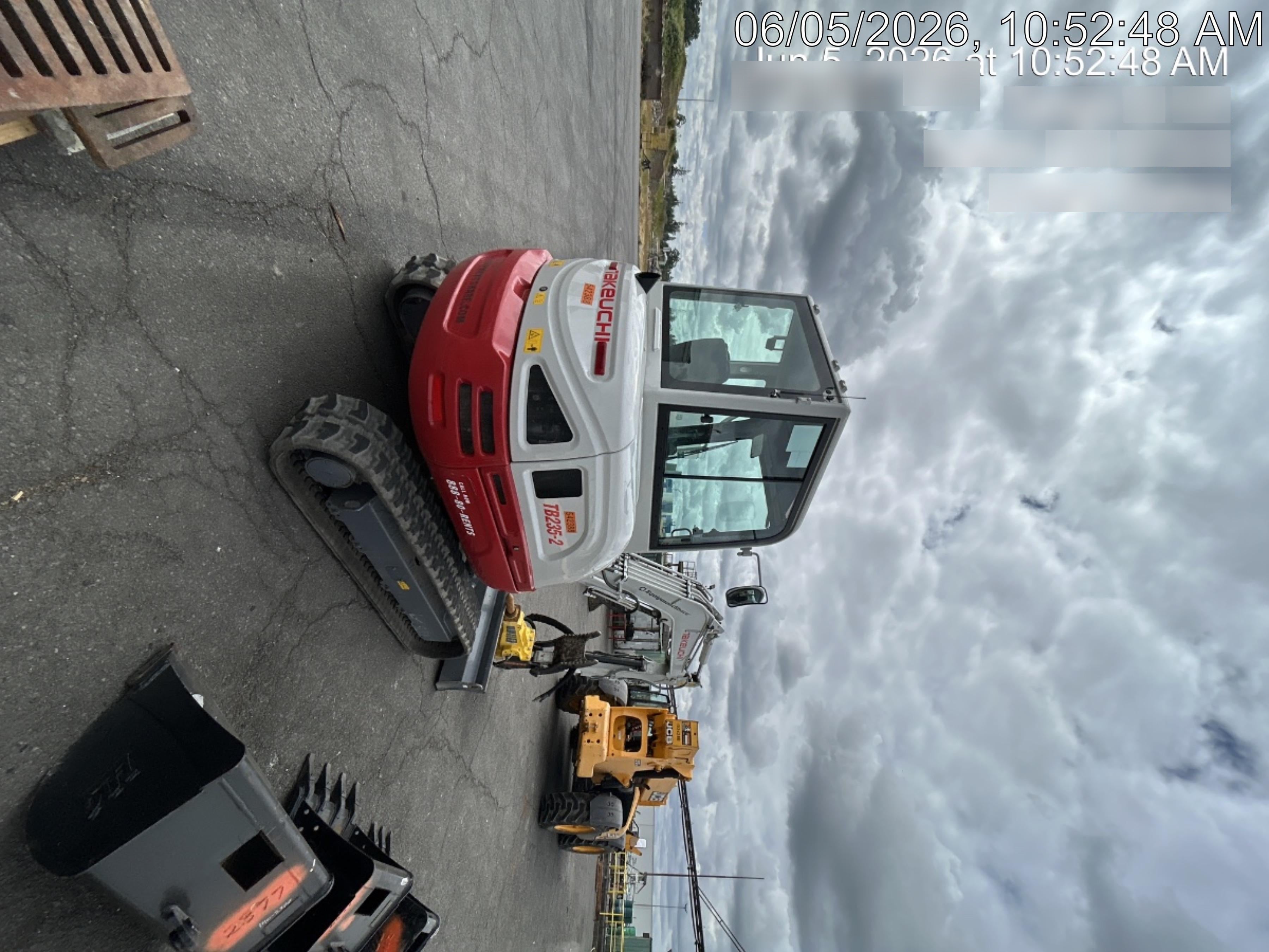 2025 TAKEUCHI TB235-2CR