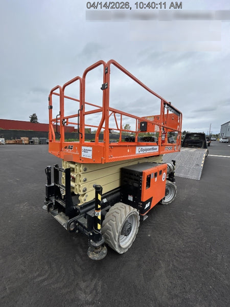 2022 JLG RT4069