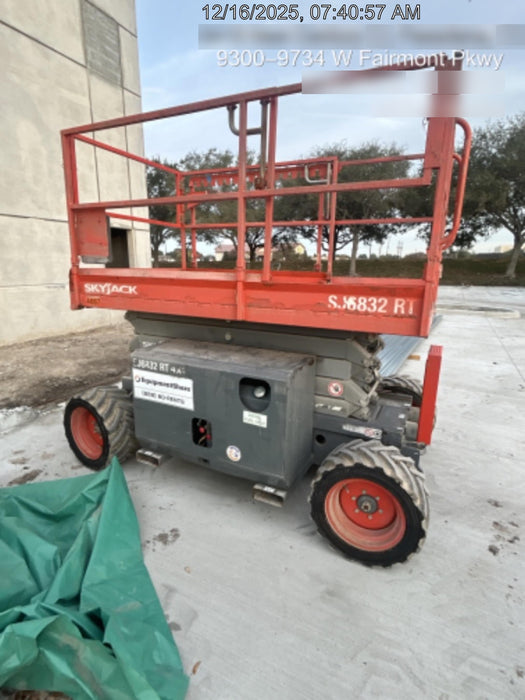 2017 SKYJACK SJ6832 RT