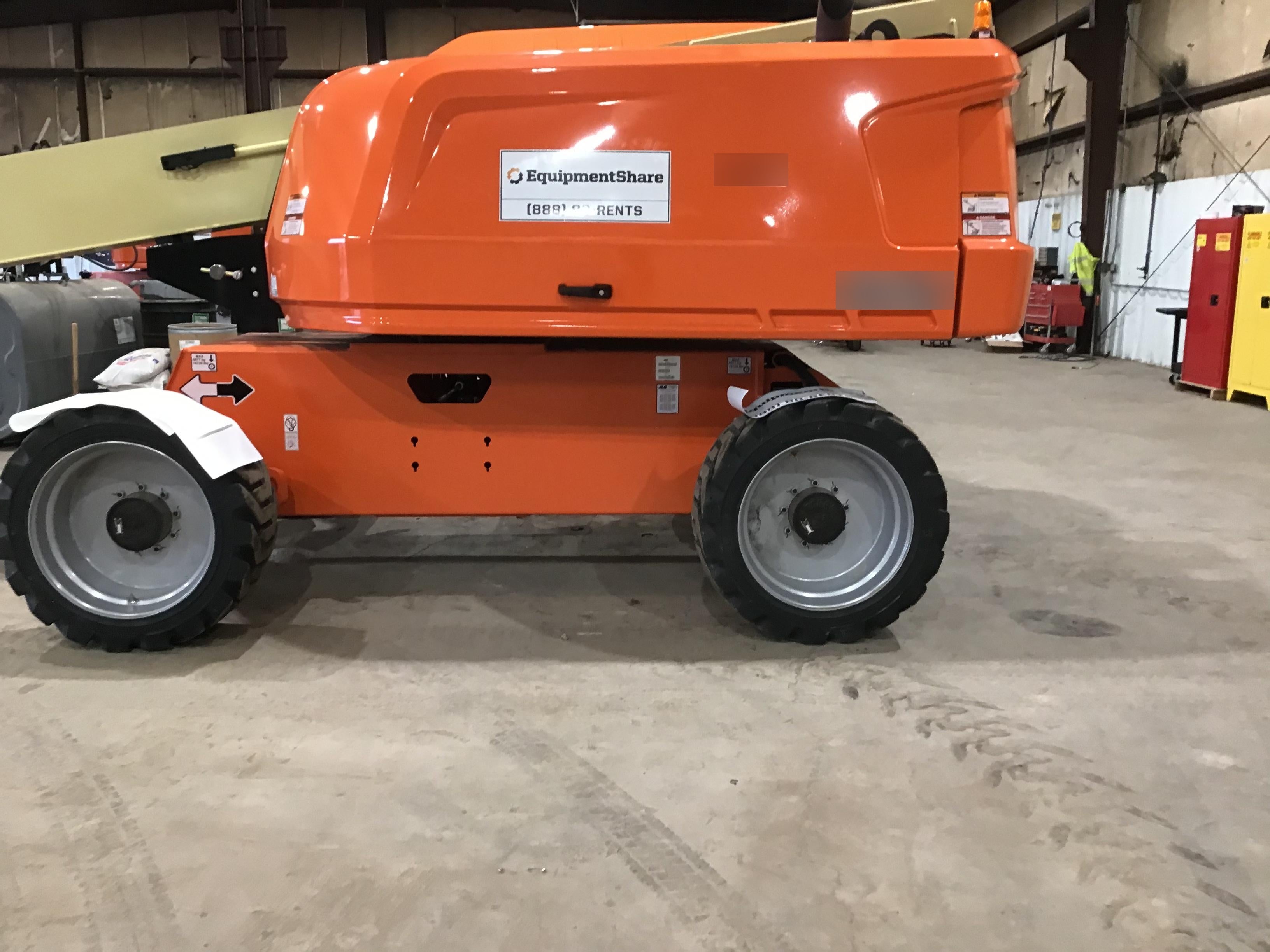 2018 JLG 660SJ