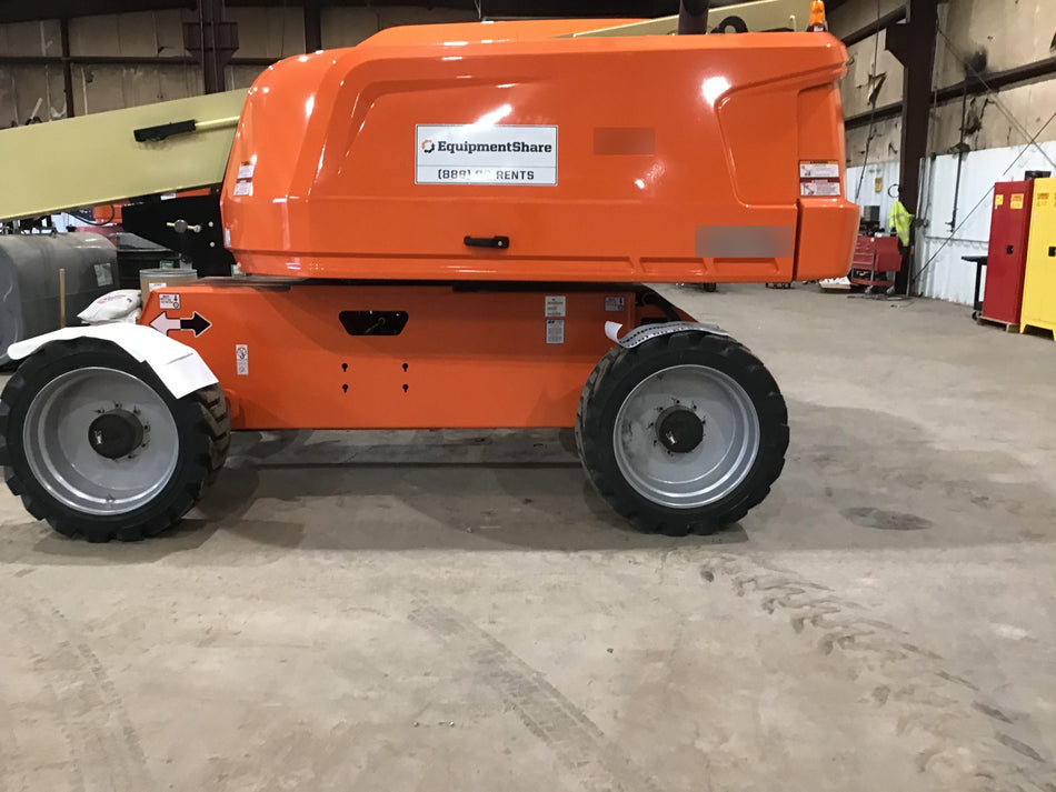 2018 JLG 660SJ
