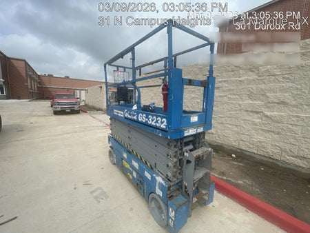 2017 Genie GS-3232 Genie GS3232 Narrow 32' Scissor Lift