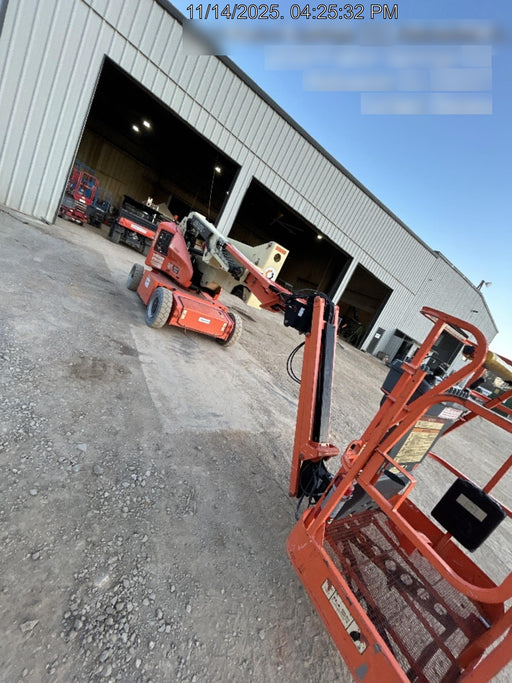 2019 JLG E400AJPN