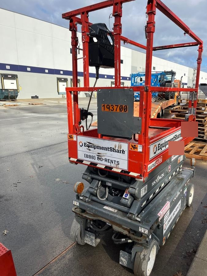 2021 SKYJACK SJ3219