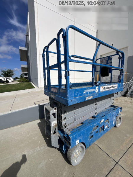 2022 GENIE GS-3246