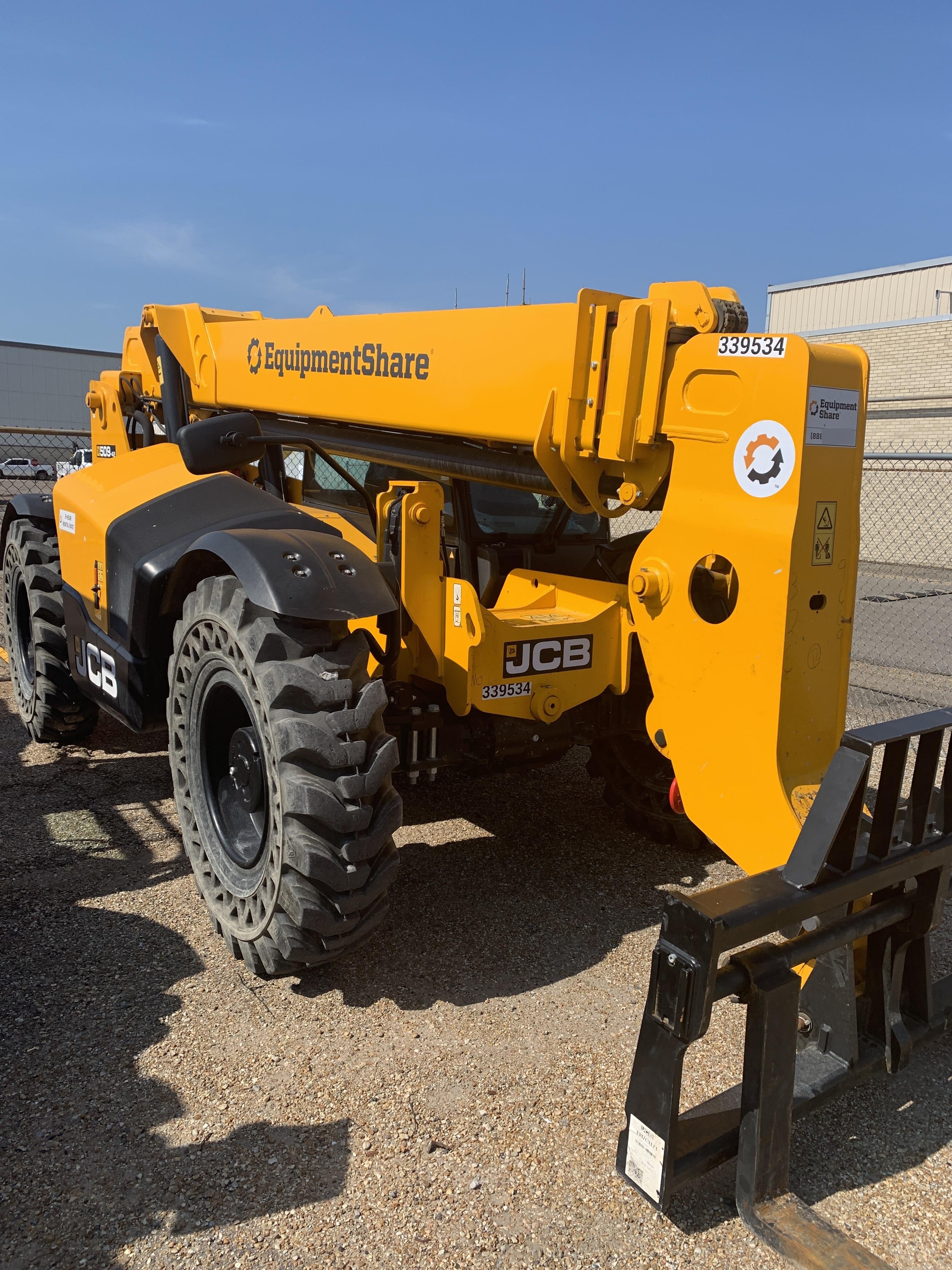2023 JCB 509-42