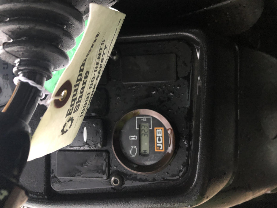 2020 JCB 510-56 Canopy, 74 HP, Solid Tires, STD Worklight, Beacon, Aux Hydraulics, Lifting Eye, Back up Alarm w/66" Carriage/60" Forks