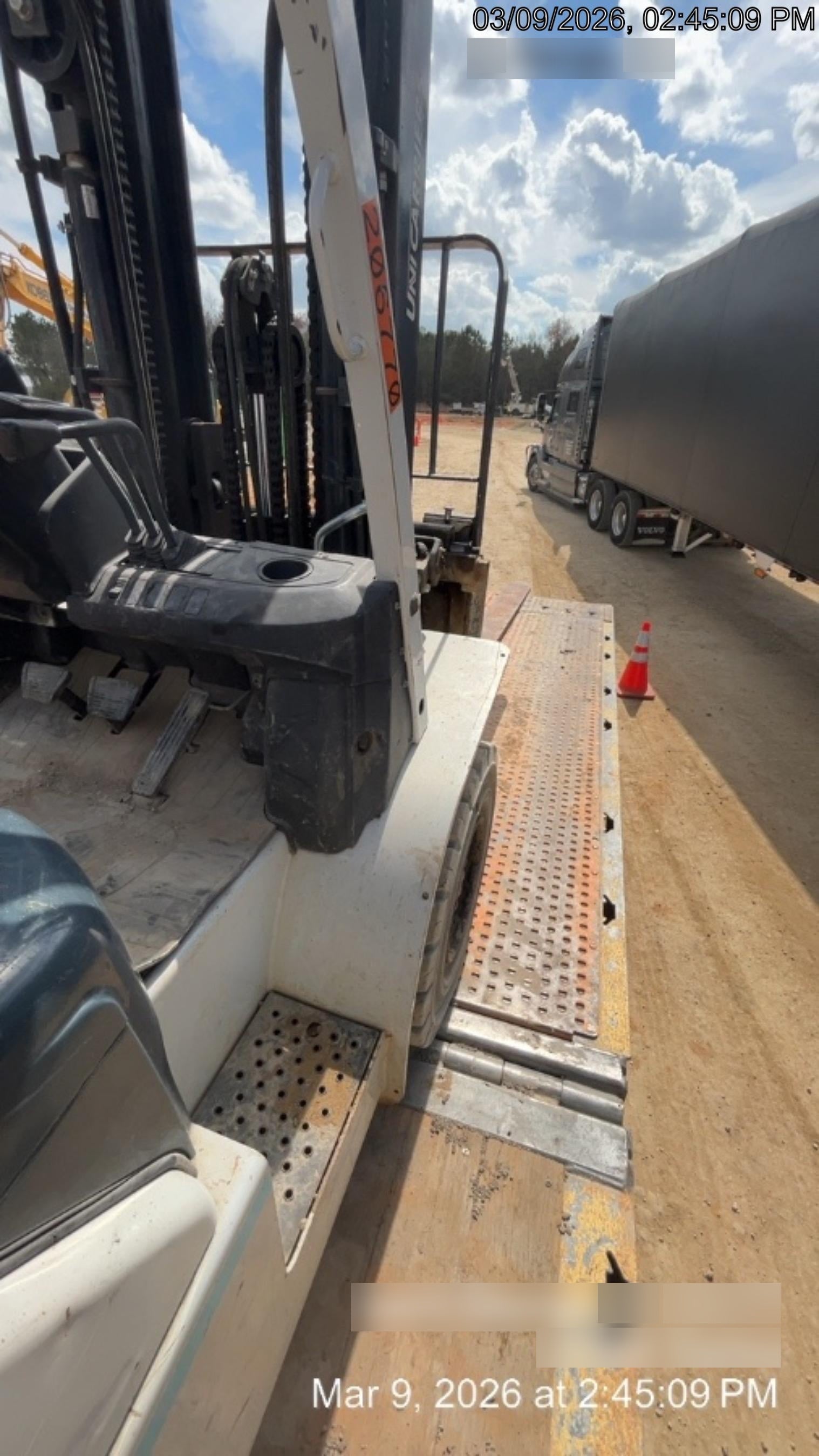 2022 UNICARRIER MJ1F4A35DV