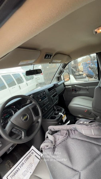 2025 CHEVROLET Express Van - Rental