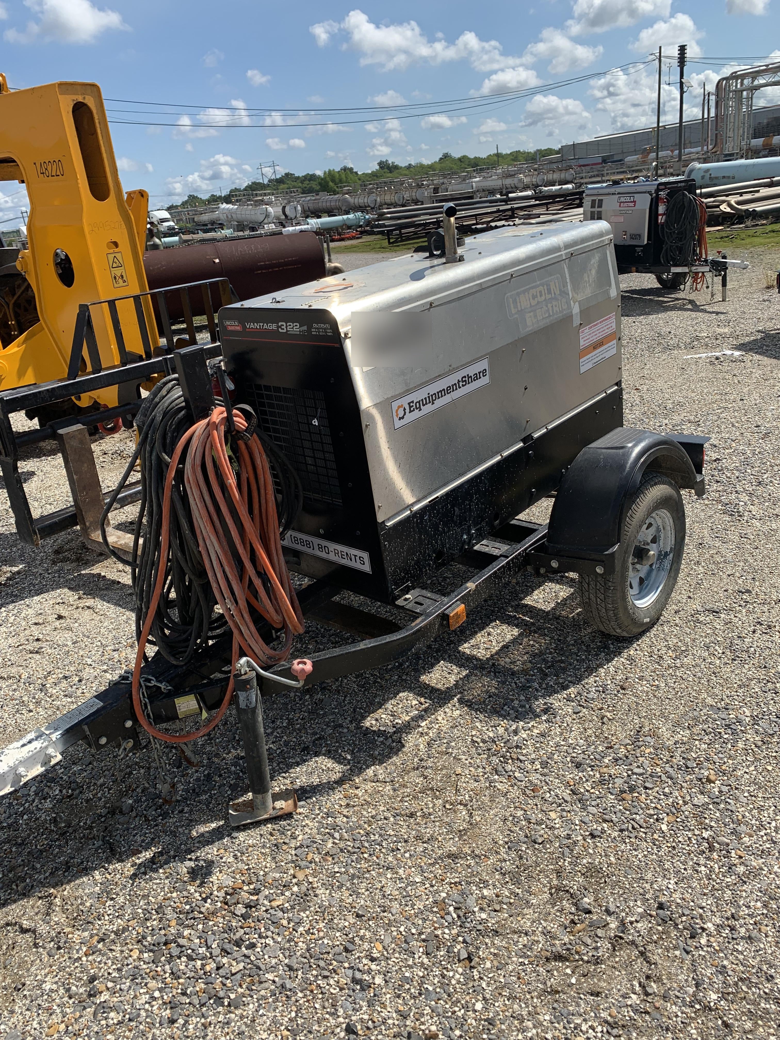 2019 Lincoln Electric Vantage 322 Welder Ready-Pak 3, Two wheel trailer, Fender and Light kit, Cable Rack