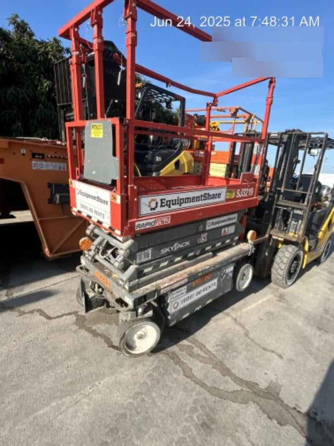2021 SKYJACK SJ3219